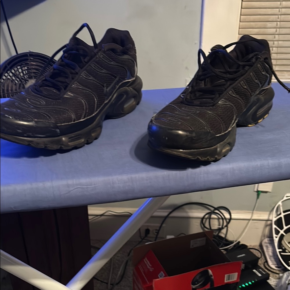 Nike Black Air Max Plus Athletic Shoes